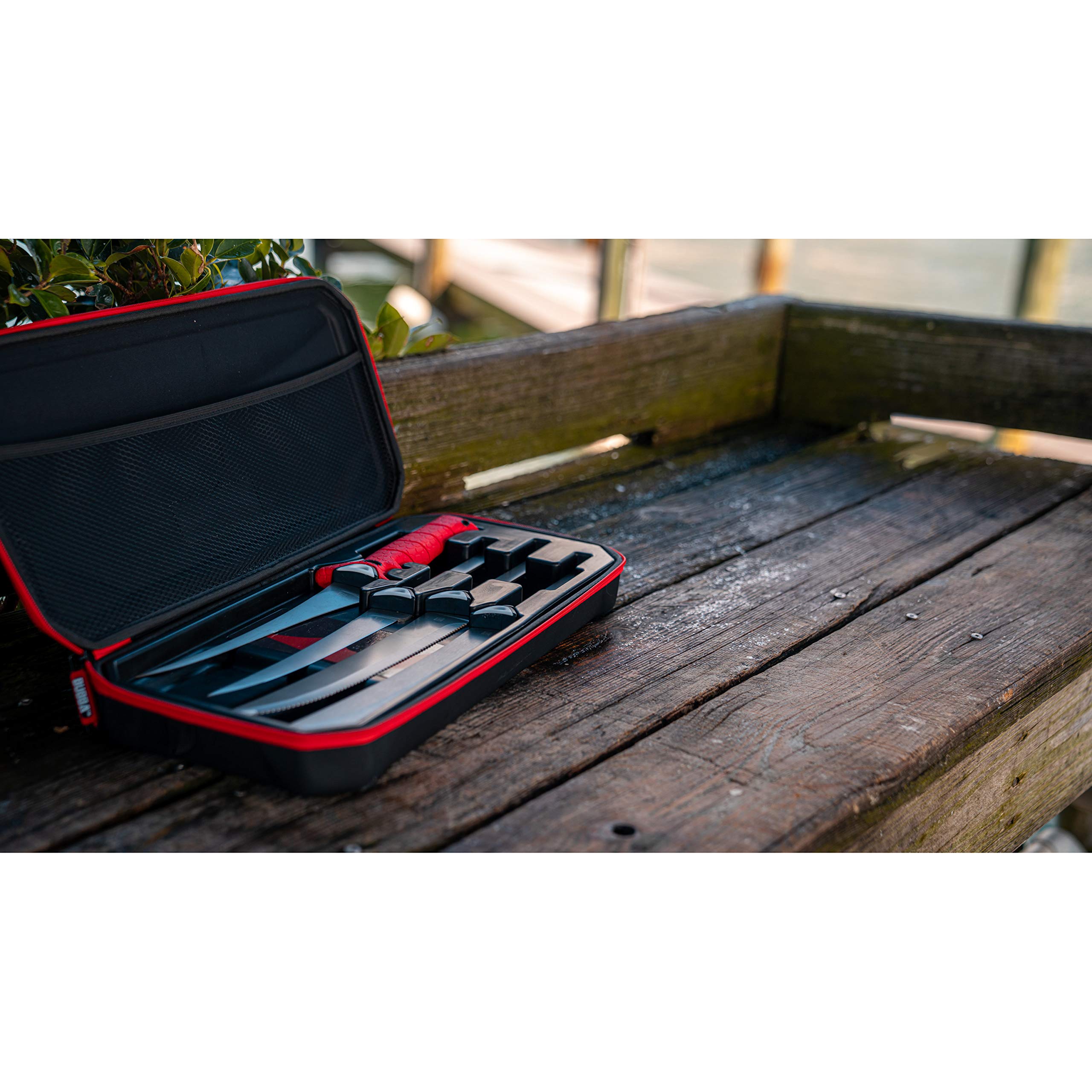 BUBBA Multi-Flex Interchangeable Blade Kit, with Non-Slip Grip Handle, 2 Ti-Nitride S.S. Coated Non-Stick Blades and Case for Fishing - Image 5