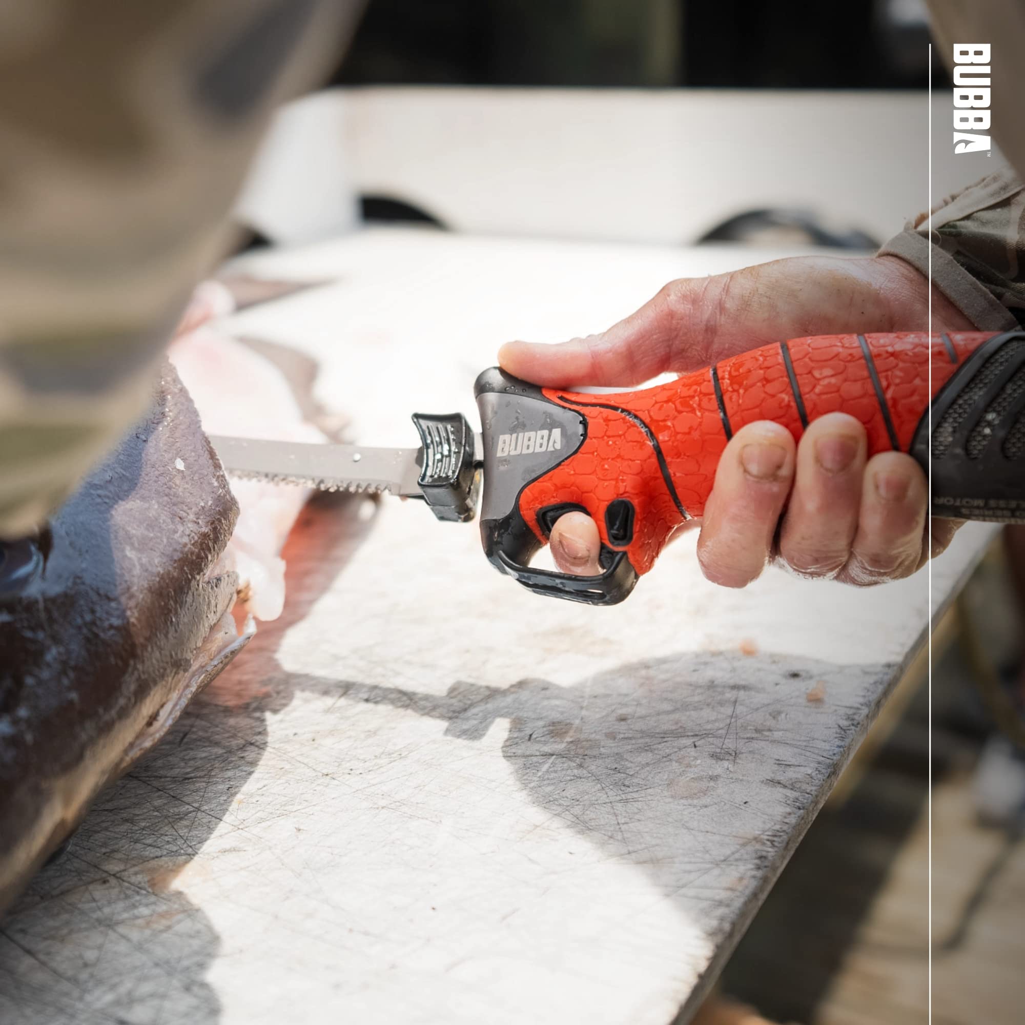 Bubba Pro Series Lithium-Ion Electric Fillet Knife with Non-Slip Grip Handle, 4 Ti-Nitride S.S. Coated Non-Stick Reciprocating Blades, Charger and Case for Fishing - Image 7